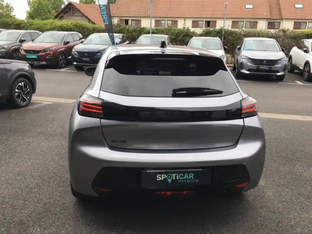 Peugeot 208 100 s&amp;s bvm6 — photo 6