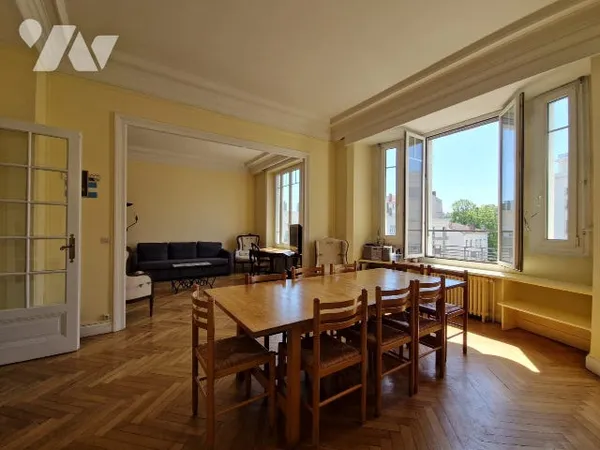 Appartement 5 pièces 139 m²