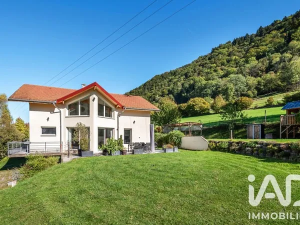 Maison 6 pièces 160 m²