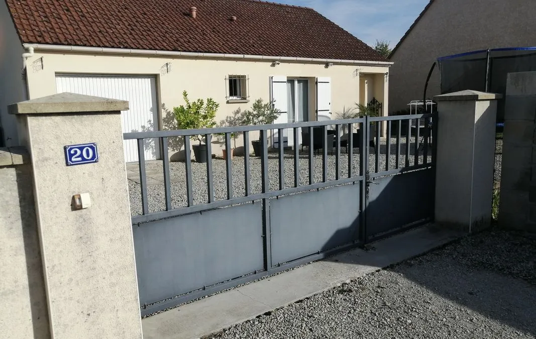 Photo 3