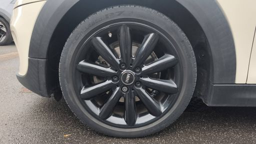 Mini Cooper 1.5 136 - Blackfriars – 2017 – 122379 km – Essence – Boîte Manuelle — photo 20