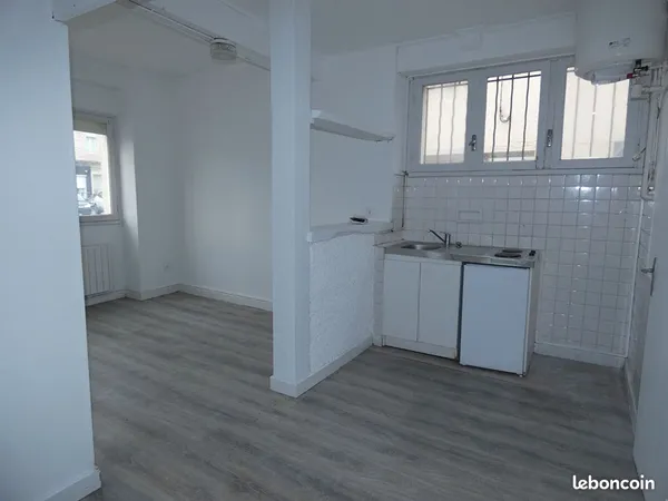 Studio 1 pièce 21 m²