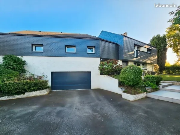 Villa 8 pièces 283 m²