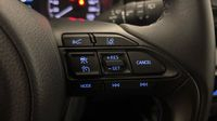 Toyota Yaris 116h Dynamic 5p MY22 — photo 25