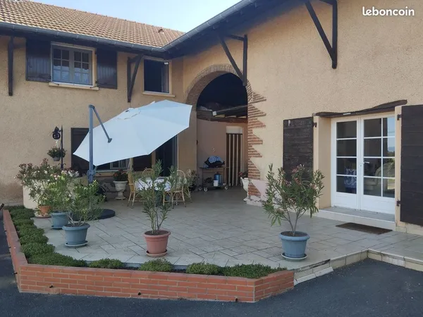 Vente .. Maison et duplex dans le 01