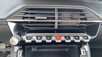 Peugeot 2008 1.5 BlueHDi 110ch S&S Allure — photo 15