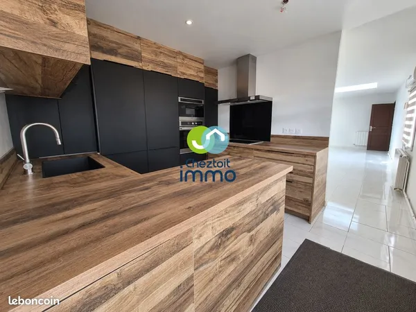 Maison 5 pièces 146 m²