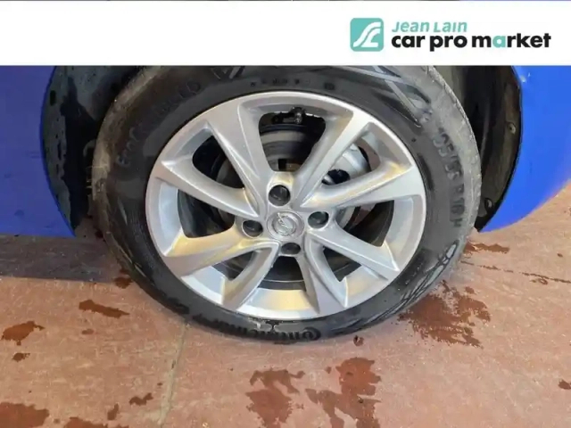Opel Corsa 1.2 turbo 100 ch bvm6 — photo 12