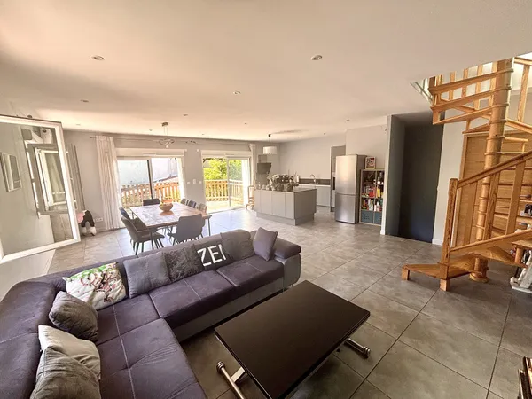 Maison de ville 5 Pièces Sorbiers Grand Quartier