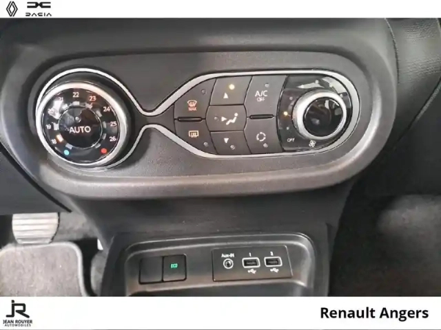 Renault Twingo e-tech electric equilibre r80 achat intégral — photo 11