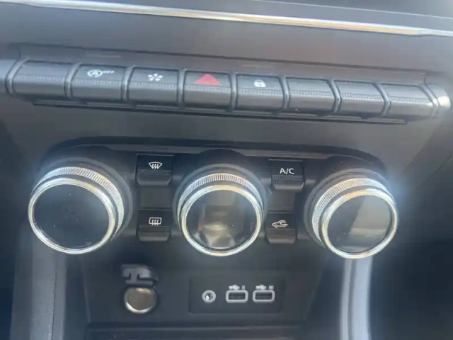 Renault Captur tce 90 — photo 30