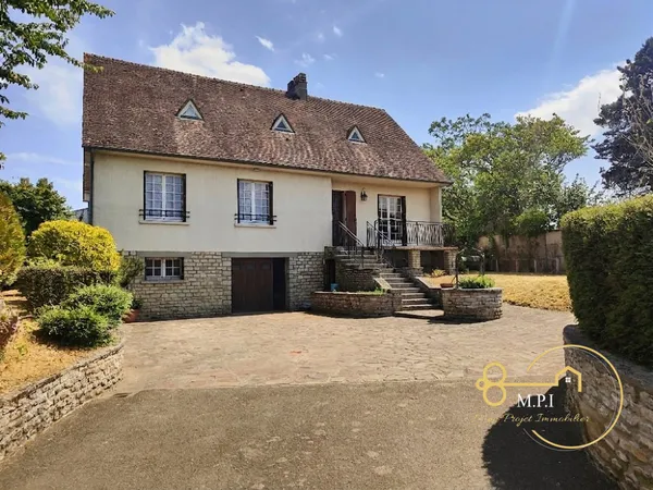 Maison 5 chambres secteur prisé
