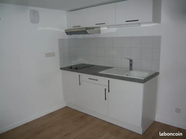 Studio 1 pièce 29 m²