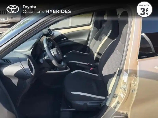 Toyota Aygo X 1.0 vvt-i 72ch design my23 — photo 6