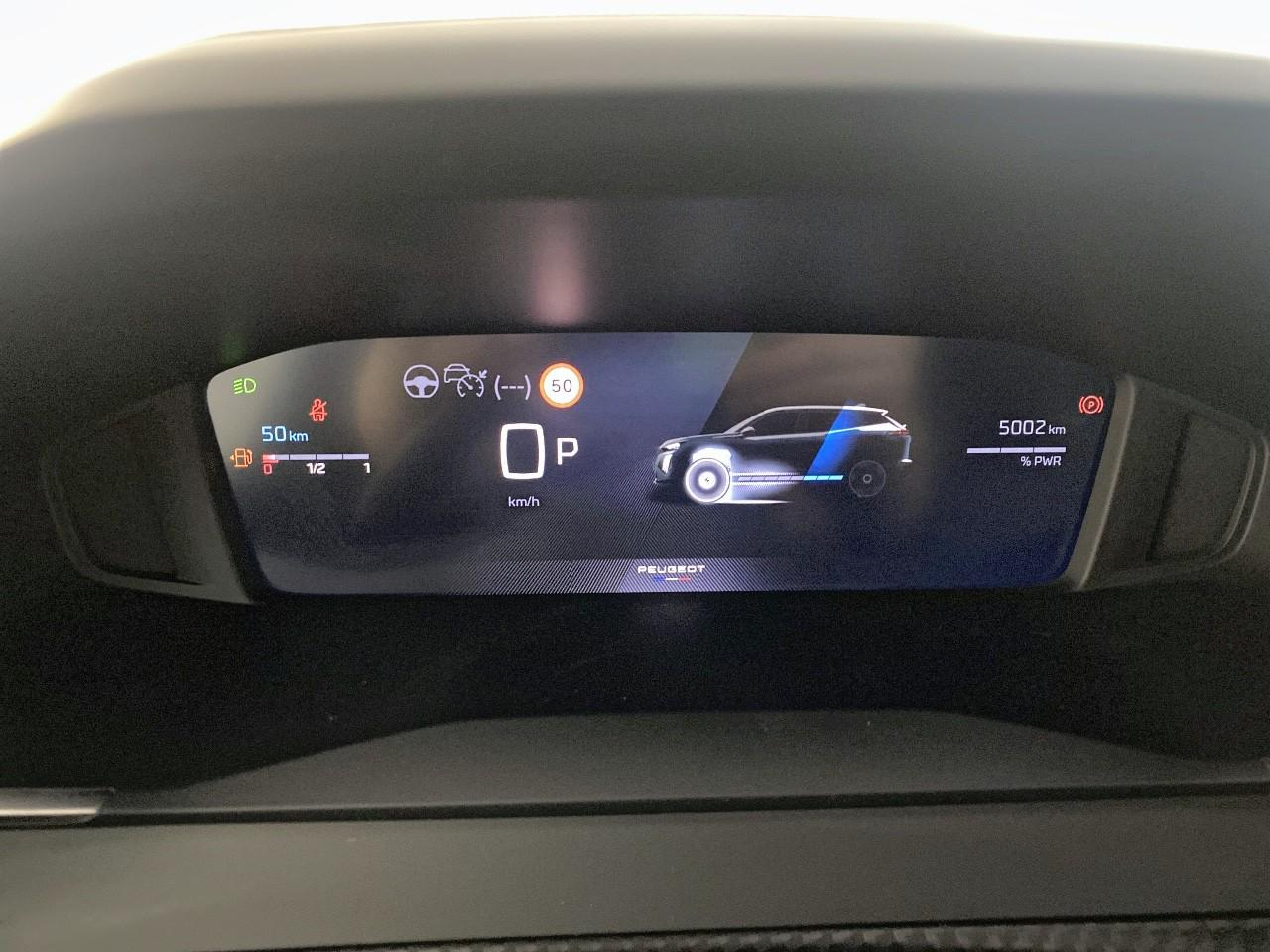 Peugeot 2008 hybrid 145 ch e-dcs6 allure — photo 13