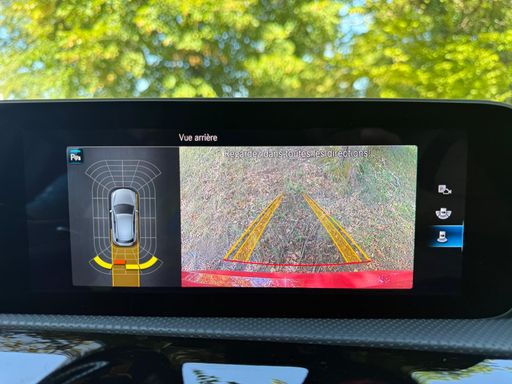 Mercedes Classe A 200 163 7G-DCT - Amg Line Edition – 2018 – 102883 km – Essence – Boîte Automatique — photo 11