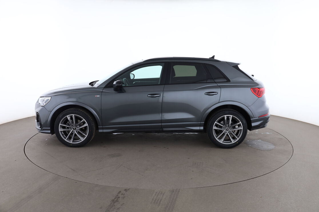 Audi Q3 35 TDI S Line S Tronic 7 — photo 2