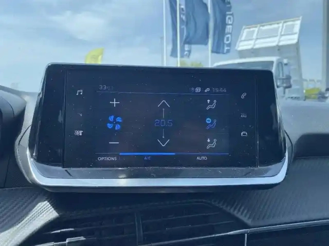 Peugeot 2008 puretech 100 s&amp;s bvm6 — photo 20