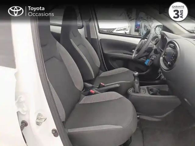 Toyota Aygo X 1.0 vvt-i 72ch dynamic my23 — photo 6