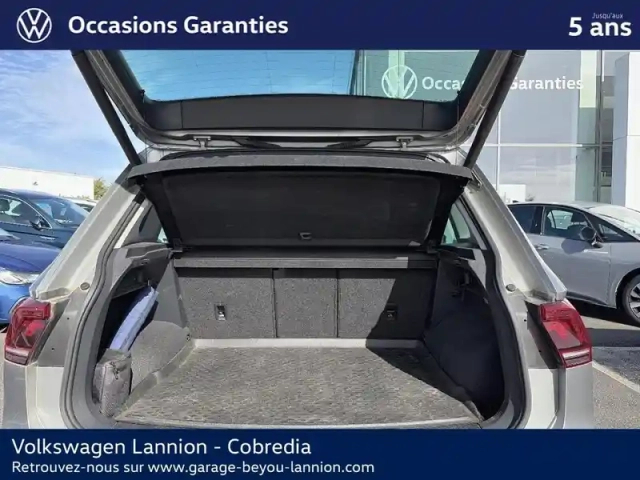 Volkswagen Tiguan 1.4 tsi 150ch act bluemotion technology carat dsg6 — photo 9