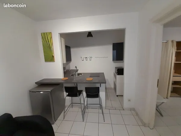 Loue appartement meublé 31 m2