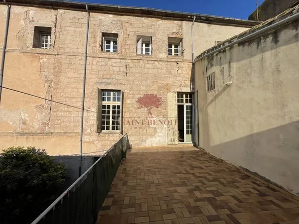 CANET APPARTEMMENT TYPE TROIS PIECES AVEC TERRASSE