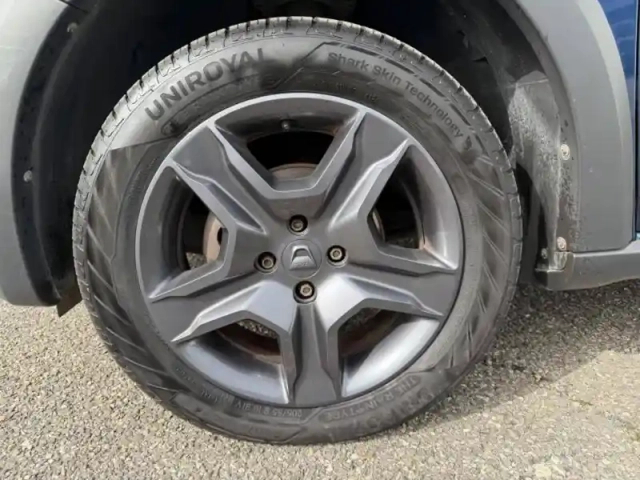 Dacia Sandero 1.5 dci 90ch explorer — photo 5