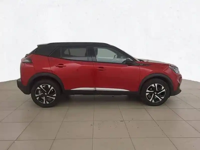 Peugeot 2008 puretech 130 s&amp;s eat8 — photo 4