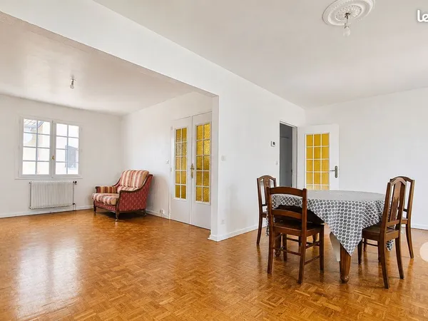 Maison 5 pièces 130 m²