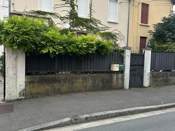 À louer appart meublé en réa de jardin
