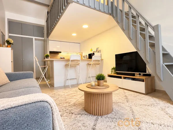 AIGUES MORTES Remparts - STUDIO 25 m2 - Rénové