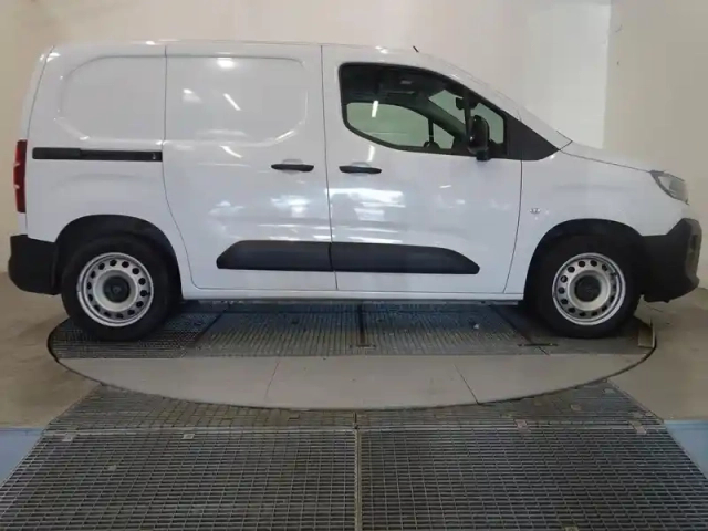 Peugeot Partner m 650kg bluehdi 130ch s&amp;s pack premium connect — photo 4