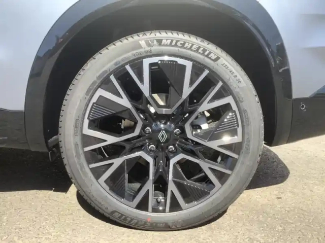 Renault Austral nouveau full hybrid e-tech 200 ch esprit alpine — photo 9
