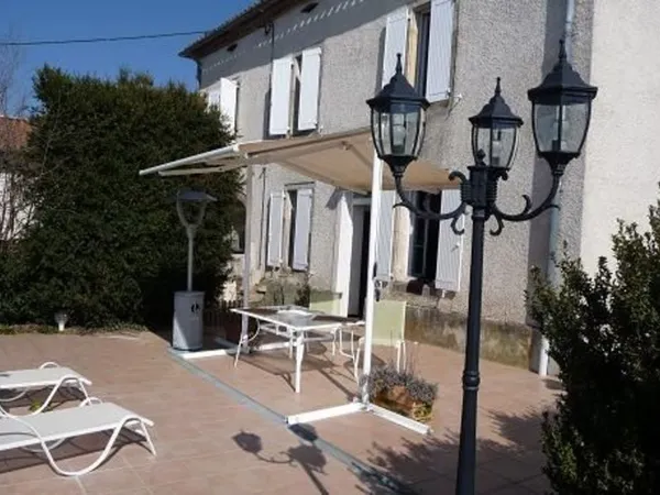 grande maison avec 6 chambres a coté ALBI