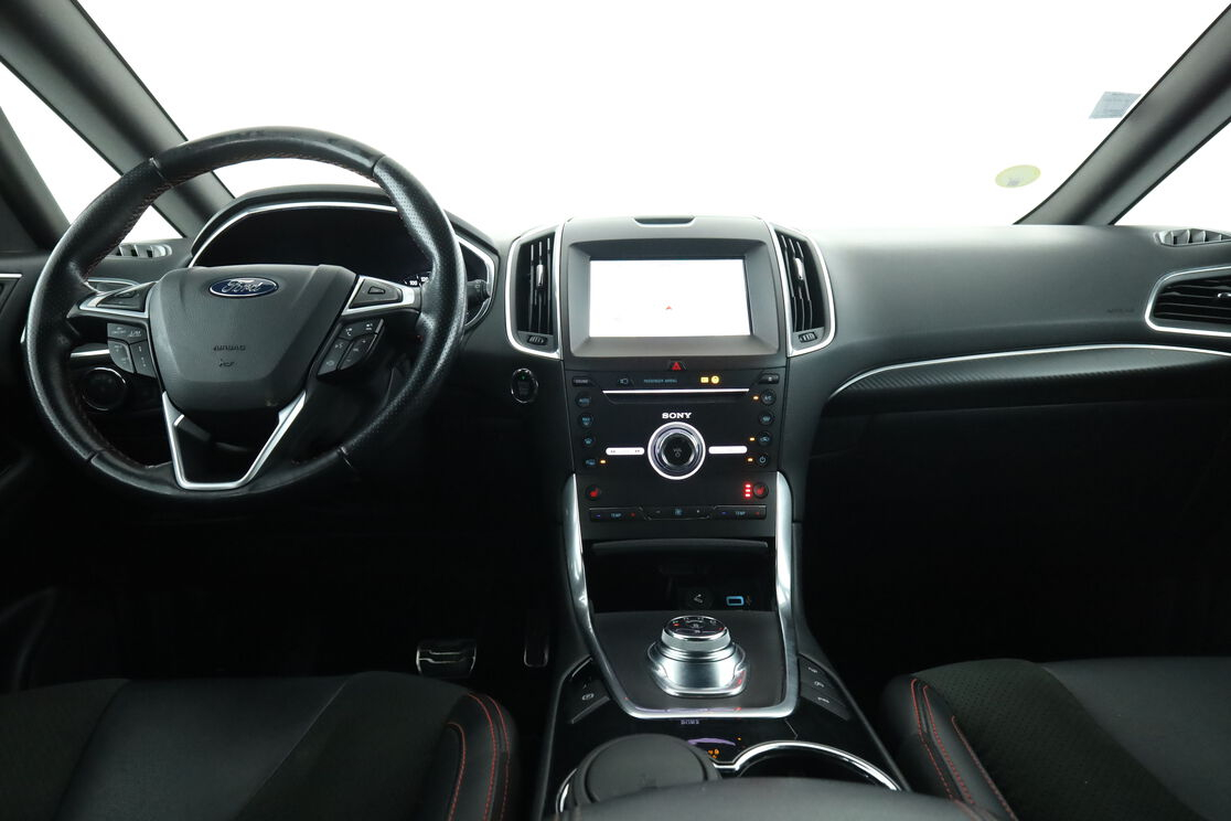 Ford S-Max 2.0 EcoBlue ST-Line Auto — photo 11