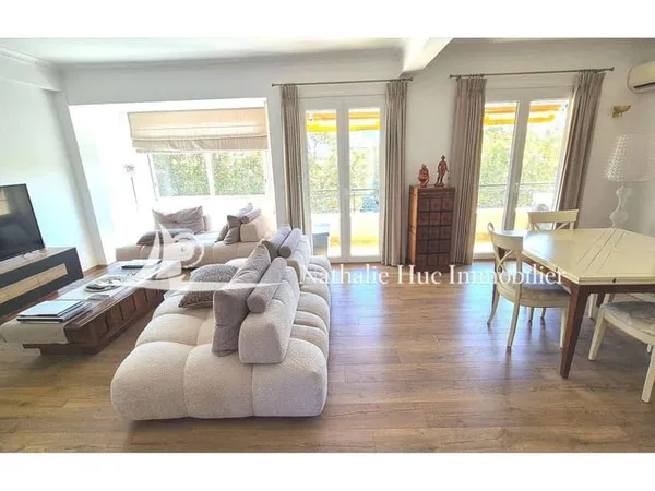 Appartement 3 pièces 103 m²