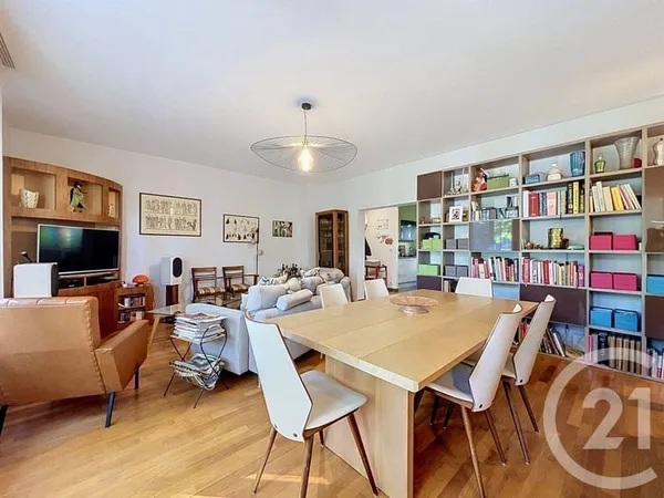 Appartement 3 pièces 94 m²