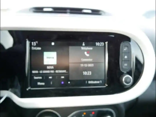 Renault Twingo e-tech electric equilibre r80 achat intégral — photo 9