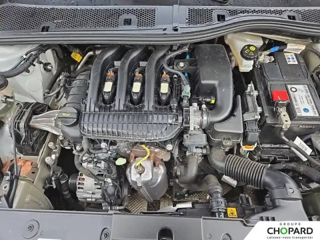 Peugeot 208 puretech 75 s&amp;s bvm5 — photo 100