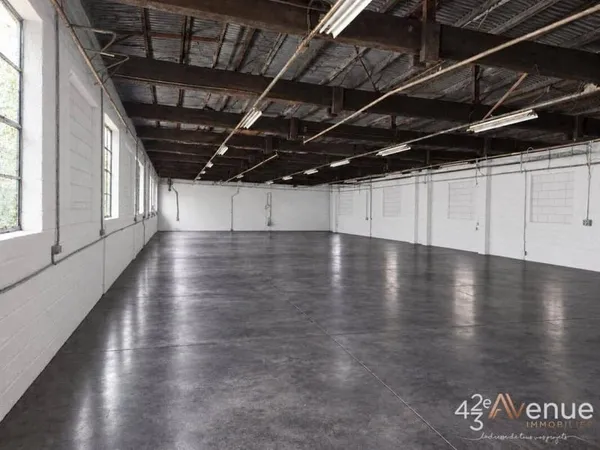 Bureaux 85 m²