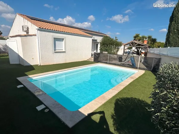 Maison 146 m² - 5 chambres - Piscine - Terrain 580 m² - Valergues