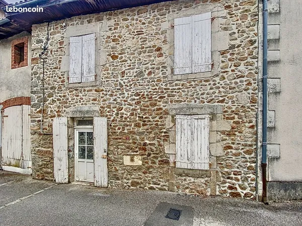 Maison de village 1 pièce 80 m²