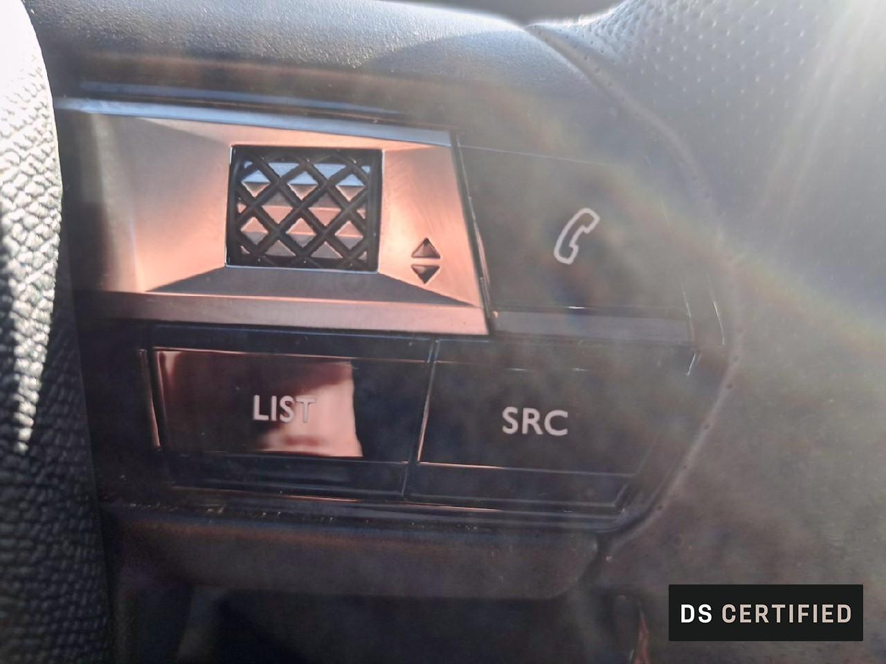 Ds Ds 3 crossback e-tense performance line+ — photo 17