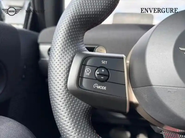Mini Cooper 3 portes c 156ch jcw dkg7 — photo 12
