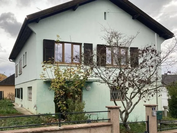 Maison 7 pièces 180 m²