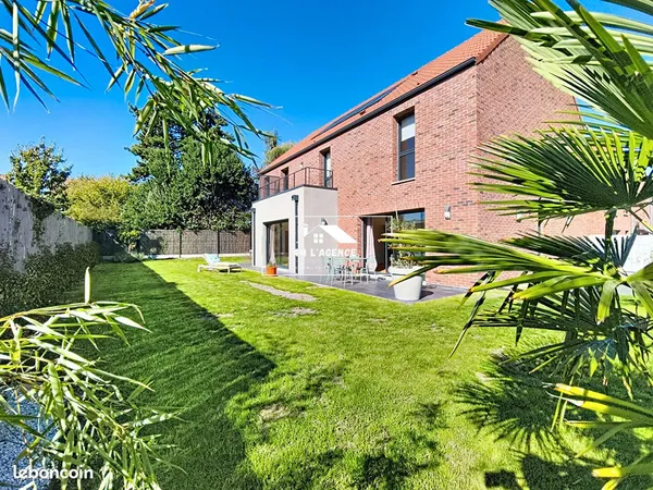 Maison 6 pièces 185 m²