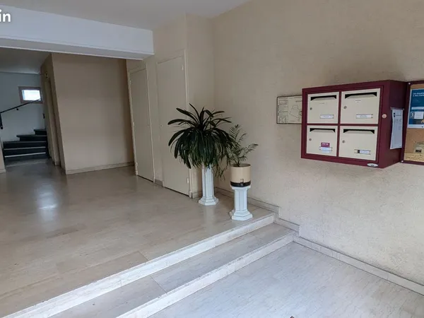 Appartement 2 pièces centre ville calme