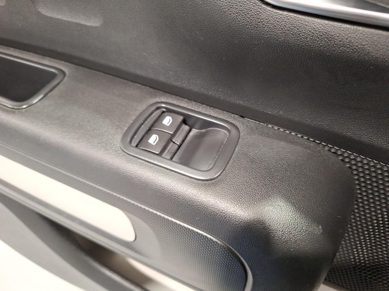 Citroën C3 puretech 83 s&s bvm5 c-series — photo 21