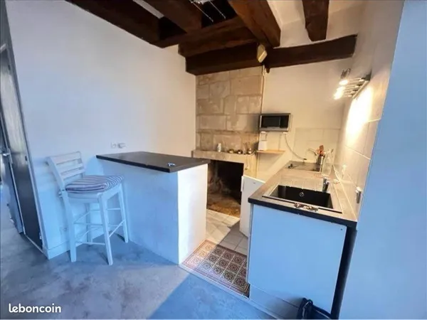 Location studio vieux tours - 26m2