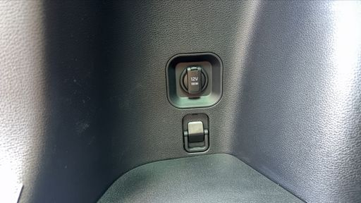 Kia Sportage 1.6 T-GDi 239 BVA8 - GT Line Premium – 2025 – 10279 km – Hybride essence – Boîte Automatique — photo 44